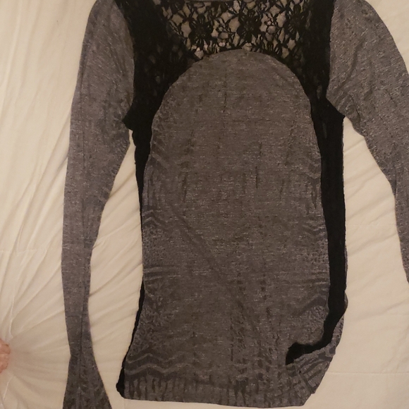 Grey long sleeve Sinful shirt - Picture 3 of 5